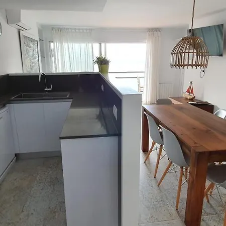 Apartman En Primera Linea De Mar - Sant Antoni De *